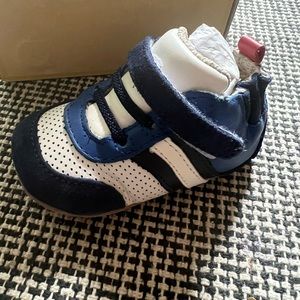 Roobeez baby infant shoes